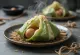 Kestaneli Zongzi servisi, tatlı pirinç hamuru ve kestane dolgusu