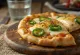 Taze pişmiş jalapeno biberli calzone